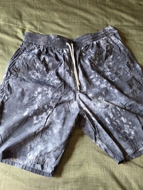 New Balance Shorts Size XL